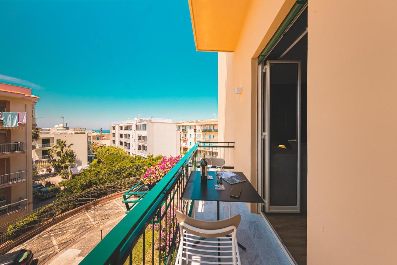 Nooria Sicilian Charme Rooms تْشيفالو المظهر الخارجي الصورة