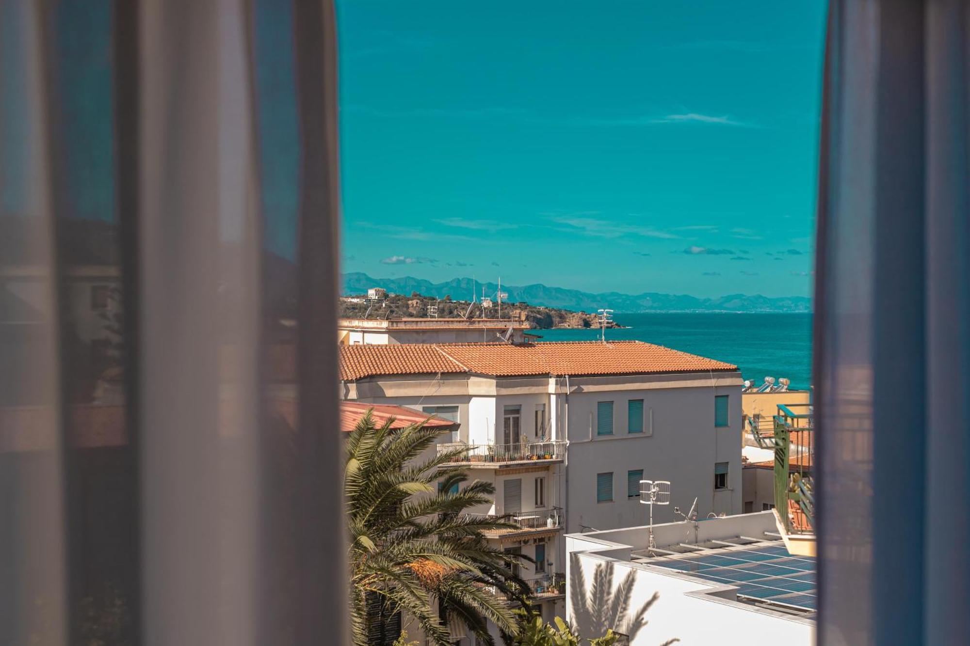 Nooria Sicilian Charme Rooms تْشيفالو المظهر الخارجي الصورة